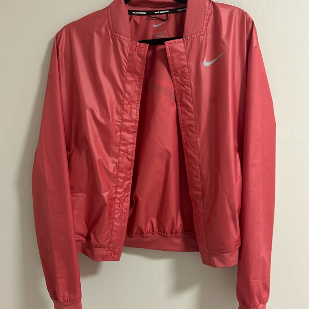 Vintage Nike runner jacket for spring